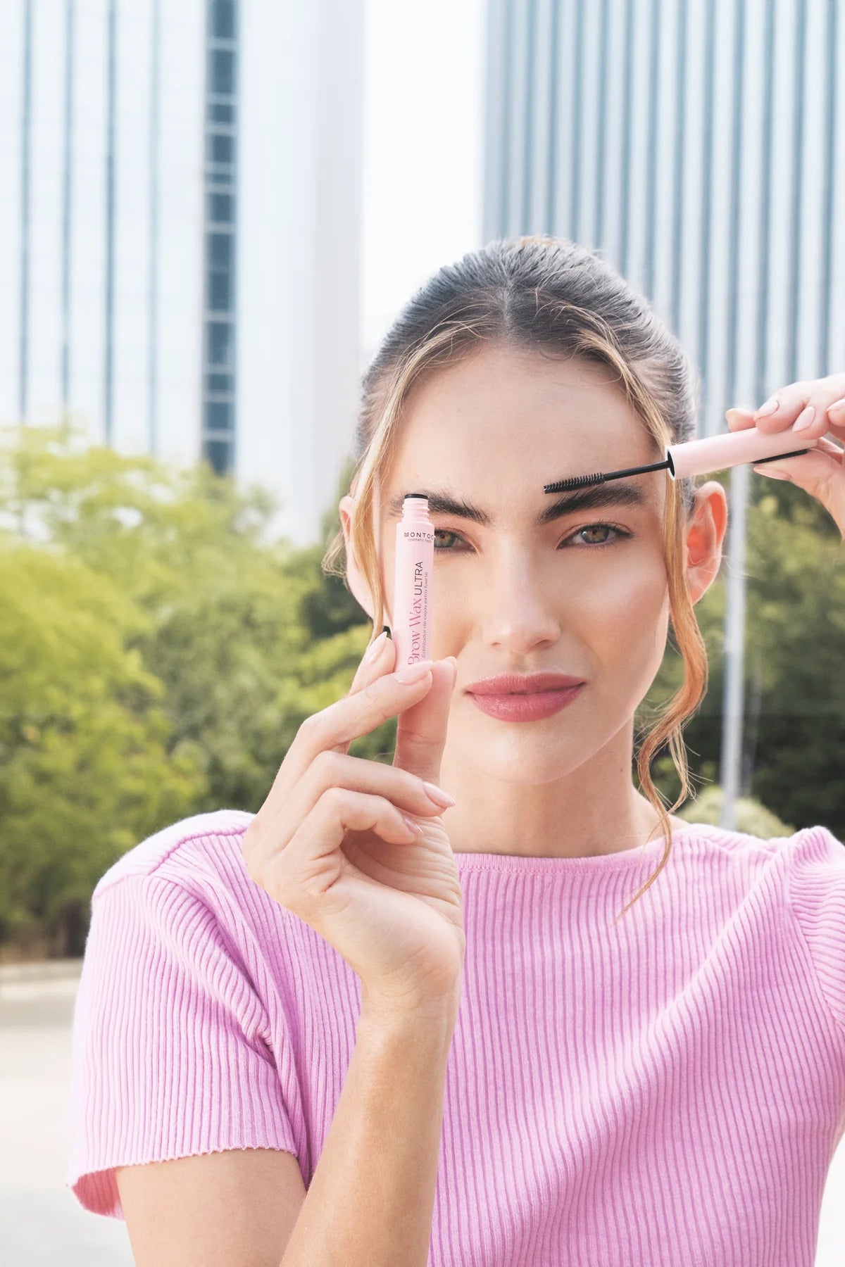 FIJADOR PARA CEJAS BROW WAX ULTRA DE MONTOC