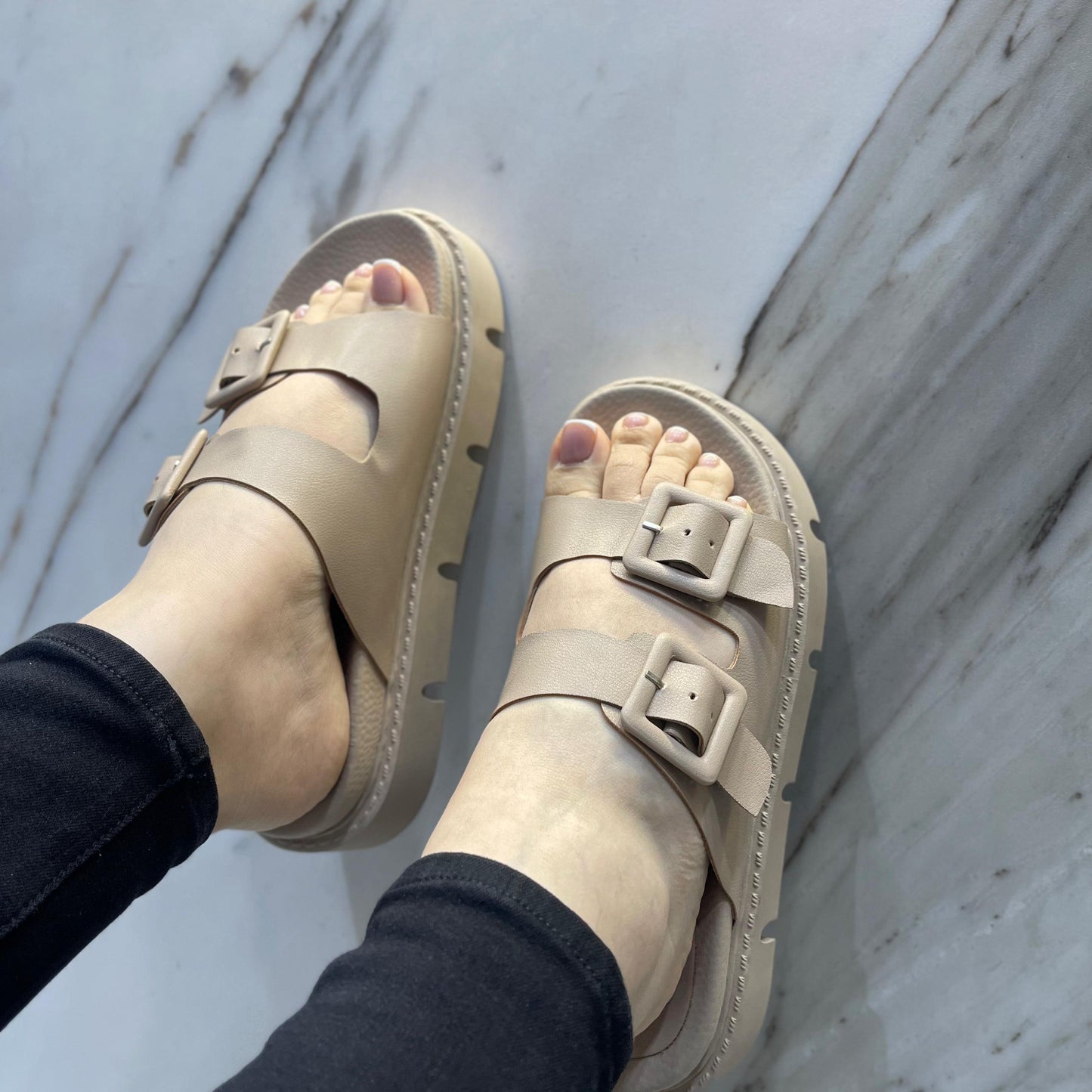 PLATAFORMA JAZMIN BEIGE